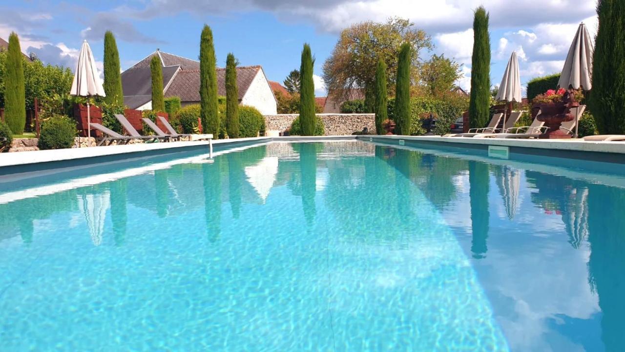 Les Loges De Saint Eloi Bed & Breakfast Pontlevoy Bagian luar foto
